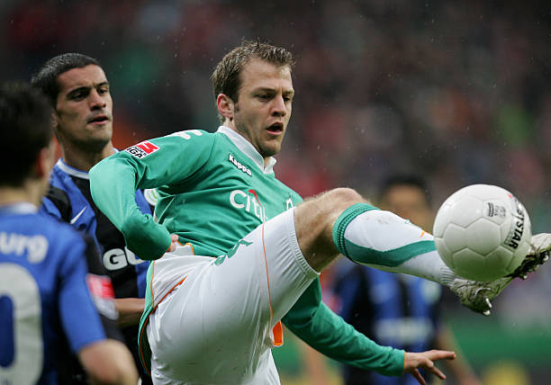 伯恩茅斯的 伯恩茅斯的