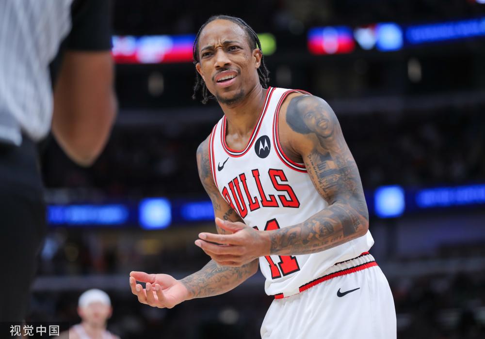 卫维克托 卫维克托