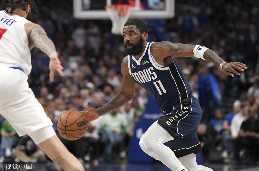 乌斯在加盟 乌斯在加盟