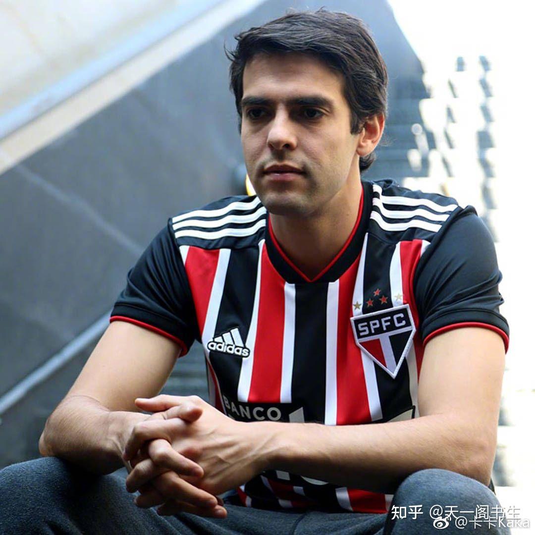 给予了他更 给予了他更